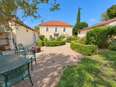 French property for sale in Aspet, Haute-Garonne - €875,000 - photo 1