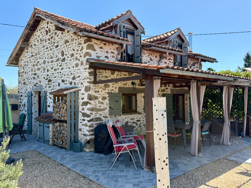 Propriété à vendre à Rochechouart, Haute-Vienne - 125 000 €