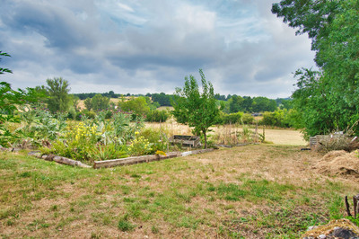 French property for sale in Saint-Pastour, Lot-et-Garonne - €214,000 - photo 2