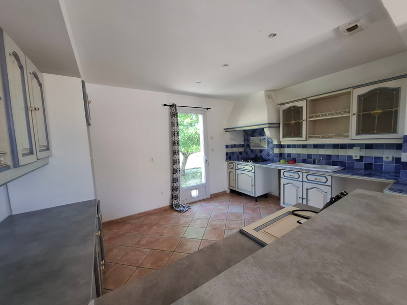 French property for sale in Régusse, Var - €399,000 - photo 5