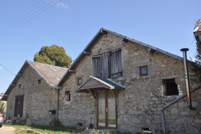 Maison à vendre à Saint-Dizier-Masbaraud, Creuse, Limousin, avec Leggett Immobilier