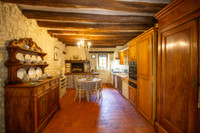 Maison à vendre à La Roche-Rigault, Vienne - 339.200 € - photo 5