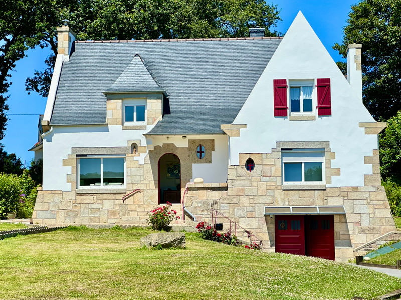 French property for sale in Plouégat-Moysan, Finistère - €275,000 - photo 1