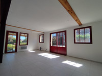 Maison à vendre à Saint-Sulpice-les-Feuilles, Haute-Vienne - 418.700 € - photo 5