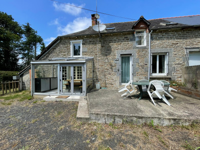 Maison à vendre à Saint-Vran, Côtes-d'Armor, Bretagne, avec Leggett Immobilier