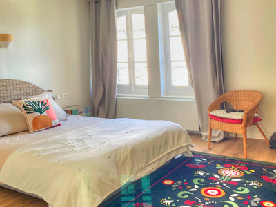 SOUS COMPROMIS - MANOIR + 1 HA + IDÉAL CHAMBRES D'HÔTES/GÎTES + DÉPENDANCES À RÉNOVER + SUPERBE VUE PYRÉNÉES