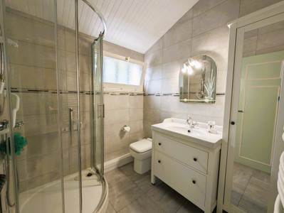 French property for sale in Avignon, Vaucluse - €259,000 - photo 8