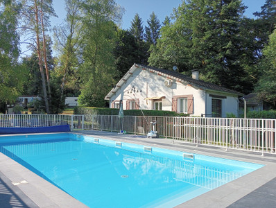 commercial for sale in Corrèze