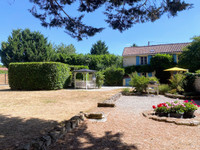 Maison à vendre à Nanclars, Charente - 394.850 € - photo 4