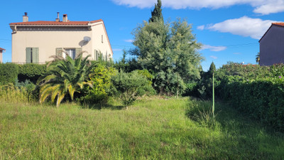 French property for sale in Laroque-des-Albères, Pyrénées-Orientales - €422,000 - photo 2