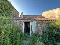 Maison à vendre à Chantonnay, Vendée - 61.600 € - photo 12