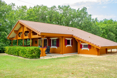 Chalet à vendre à Mauroux, Lot, Midi-Pyrénées, avec Leggett Immobilier