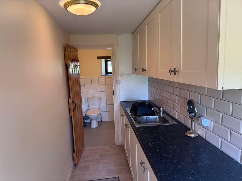 French property for sale in Saint-Mayeux, Côtes-d'Armor - €130,800 - photo 6