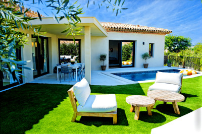 French property for sale in Sainte-Maxime, Var - €1,790,000 - photo 1