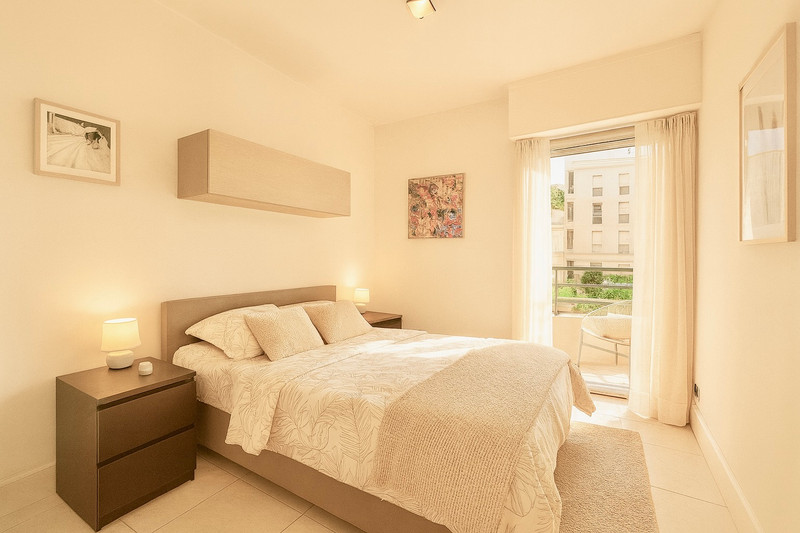 French property for sale in Cannes, Alpes-Maritimes - €399,000 - photo 3