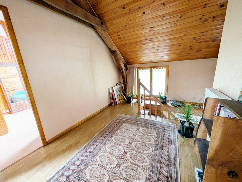 French property for sale in Saint-Marc-à-Loubaud, Creuse - €149,330 - photo 5
