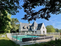 Swimming Pool for sale in Colpo Morbihan Brittany