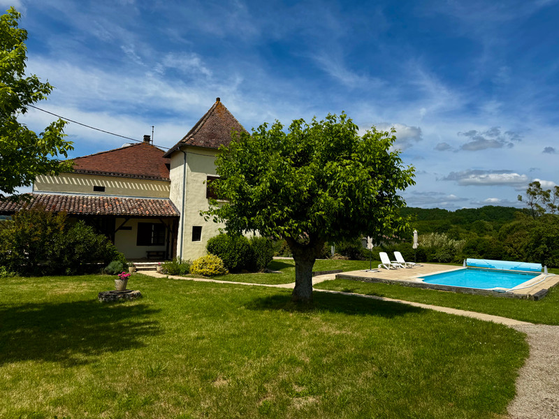 French property for sale in Thénac, Dordogne - €419,950 - photo 1