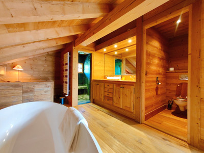 Ski property for sale in Meribel - €4,050,000 - photo 5