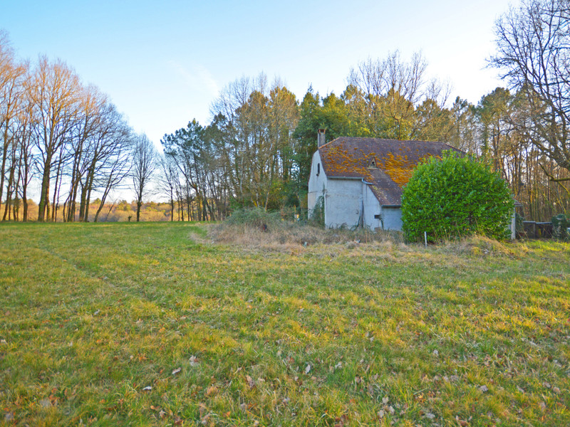 French property for sale in Bars, Dordogne - €88,900 - photo 3