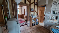 Maison à vendre à Domfront en Poiraie, Orne - 77.777 € - photo 4