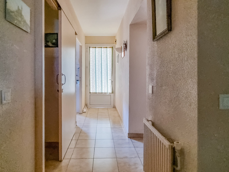 French property for sale in Lamalou-les-Bains, Hérault - €230,000 - photo 2