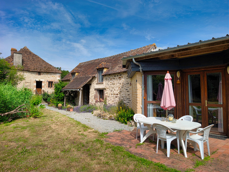 French property for sale in Tilly, Indre - €174,852 - photo 0