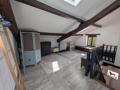 French property for sale in Sigournais, Vendée - €201,960 - photo 9