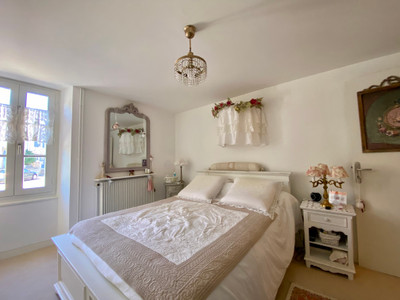 French property for sale in Rochechouart, Haute-Vienne - €182,500 - photo 4