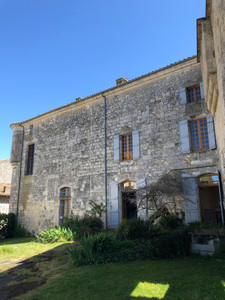 Chateau à vendre à Frespech, Lot-et-Garonne, Aquitaine, avec Leggett Immobilier