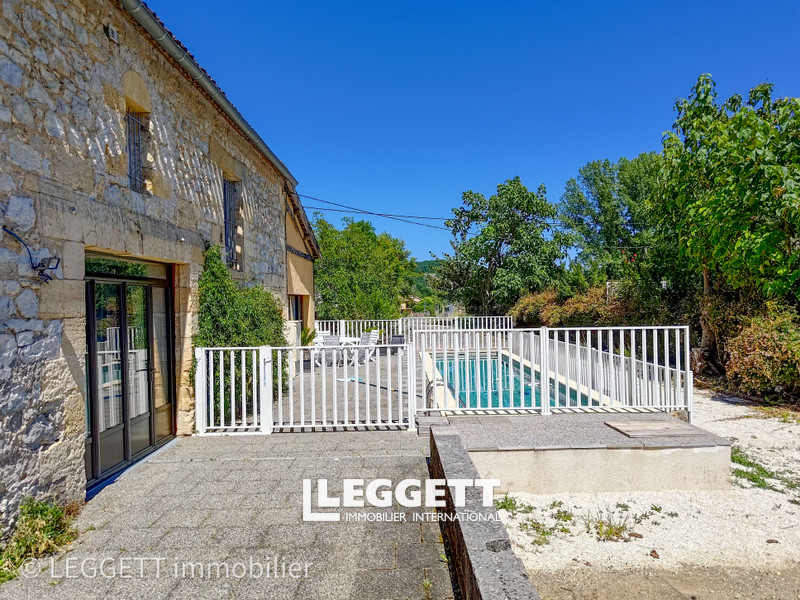 Maison 10 pièce(s), SAINT-CYPRIEN