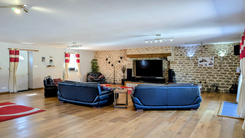 Propriété à vendre à Plouray, Morbihan - 858 600 €