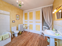 Maison à vendre à Luxé, Charente - 414.890 € - photo 8