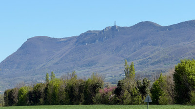 building for sale in Drôme
