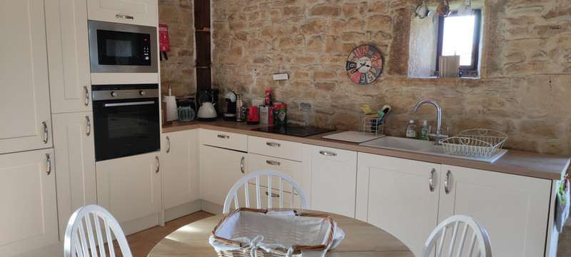 French property for sale in Mairé-Levescault, Deux-Sèvres - €450,500 - photo 8