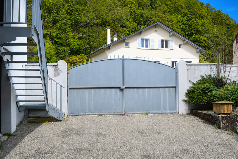 French property for sale in Bagnères-de-Luchon, Haute-Garonne - €94,000 - photo 12