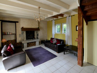 Maison à vendre à Locmaria-Berrien, Finistère - 136 250 € - photo 3