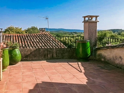 Maison à vendre à Durfort-et-Saint-Martin-de-Sossenac, Gard, Languedoc-Roussillon, avec Leggett Immobilier
