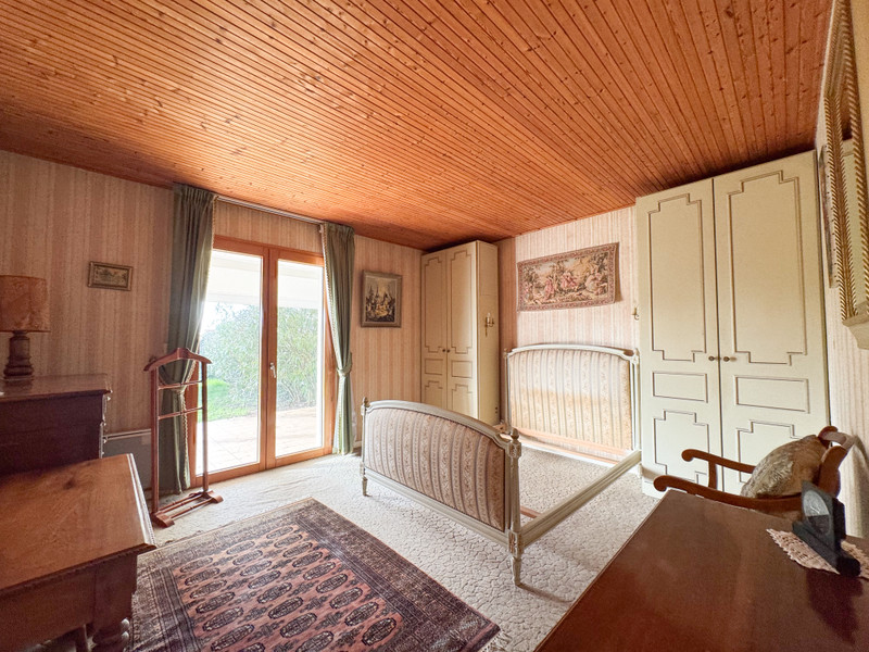 French property for sale in Brem-sur-Mer, Vendée - €367,500 - photo 6