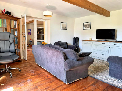 French property for sale in Néré, Charente-Maritime - €263,000 - photo 4