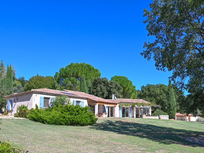 Maison à vendre à La Garde-Adhémar, Drôme - 690 000 € - photo 1