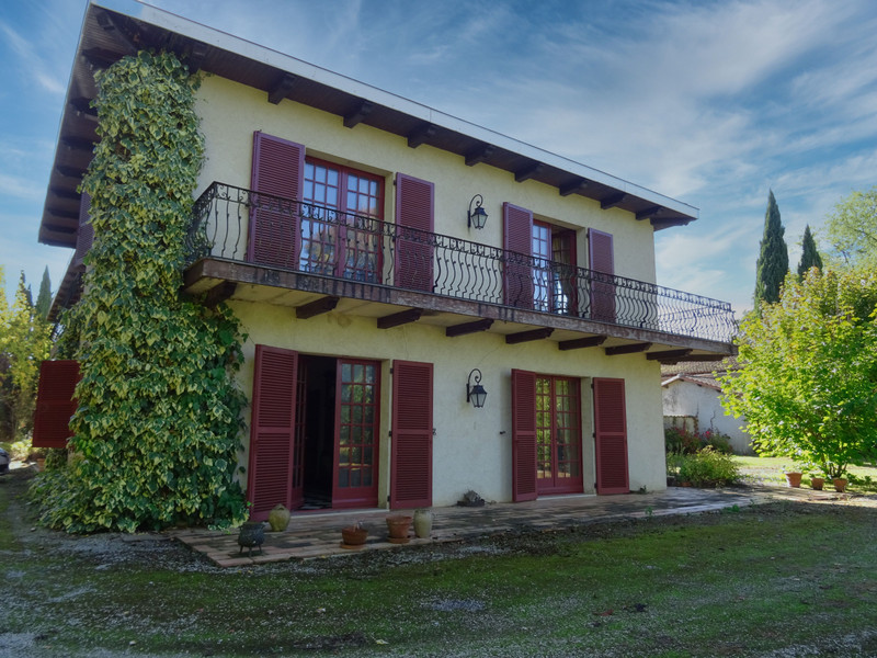 French property for sale in La Rochefoucauld-en-Angoumois, Charente - photo 10