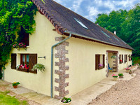 Maison à vendre à Champniers-et-Reilhac, Dordogne - 394 000 € - photo 1