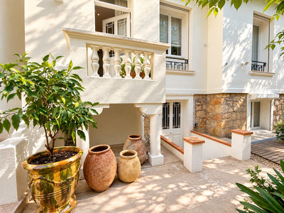 French property for sale in Cannes, Alpes-Maritimes - €1,390,000 - photo 6