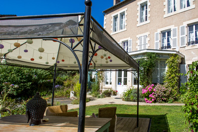 Maison à vendre à Montmorillon, Vienne, Poitou-Charentes, avec Leggett Immobilier