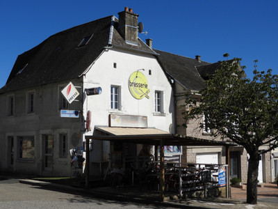 Commerce à vendre à Chamberet, Corrèze, Limousin, avec Leggett Immobilier