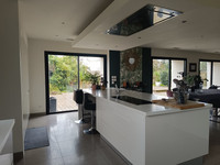 Maison à vendre à Saint-Seurin-sur-l'Isle, Gironde - 445.000 € - photo 2