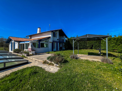 house for sale in Landes