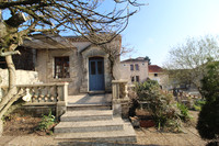Propriété à vendre à Confolens, Charente - 175 000 € - photo n°2