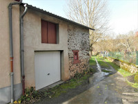 Maison à vendre à Peyrat-de-Bellac, Haute-Vienne - 61 000 € - photo 2